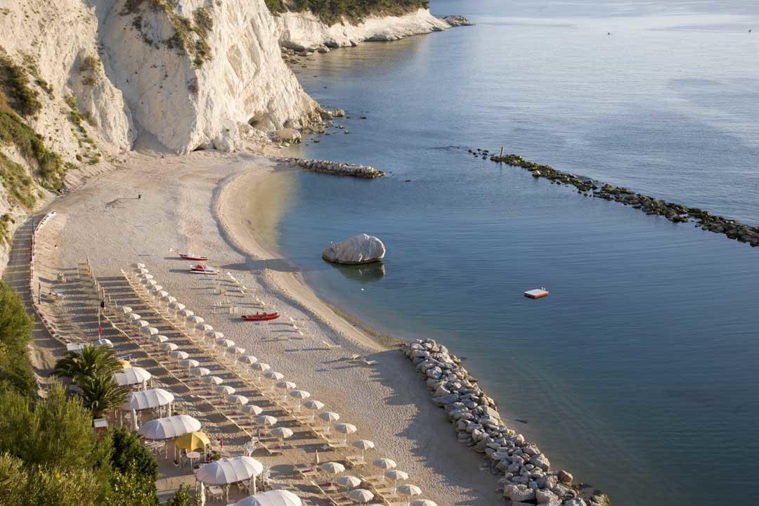 Hotel Eden Gigli Нумана Екстер'єр фото