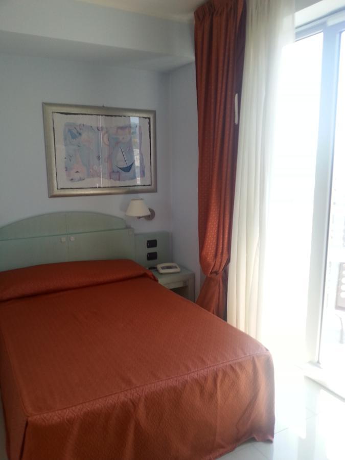 Hotel Eden Gigli Нумана Екстер'єр фото
