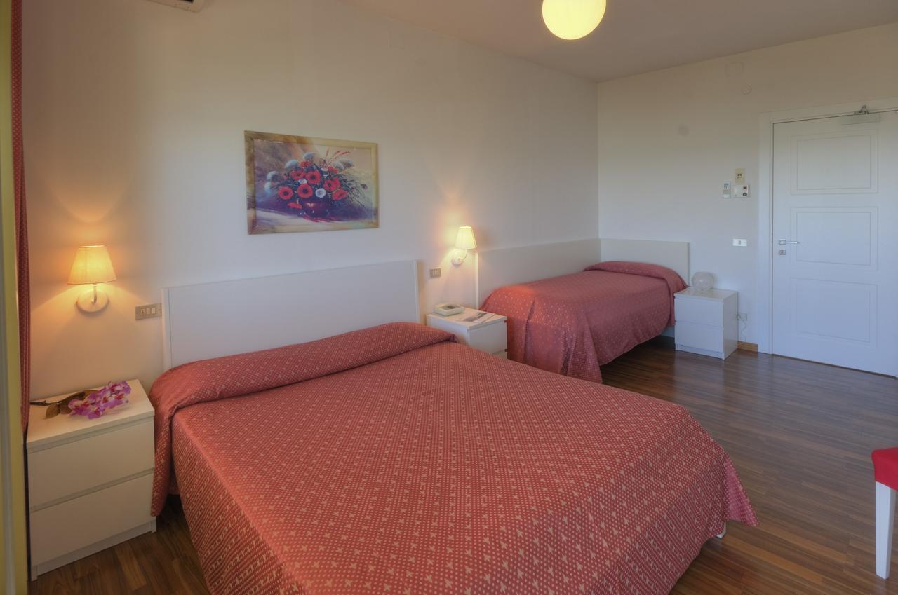 Hotel Eden Gigli Нумана Екстер'єр фото